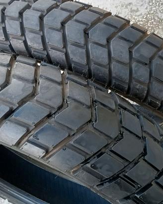 Set pneumatici semi-tassellati moto