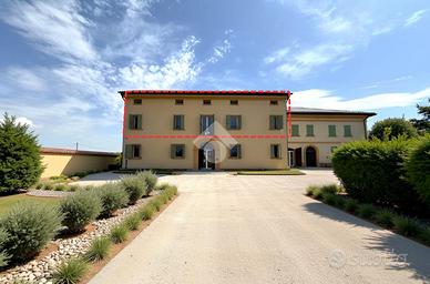 4 LOCALI A CAVEZZO