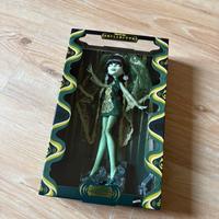 Monster High Skullector Scarah Screams Doll