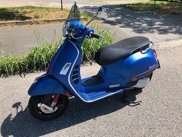 Vespa GTS Super Sport 300