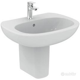 Lavabo sospeso serie Tesi Ideal Standard