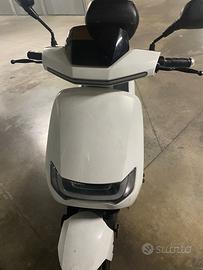Scooter “ROBO”