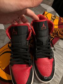 Air Jordan 1 Mid “Bred” – Icona streetwear