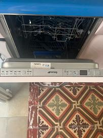 Lavastoviglie SMEG da incasso