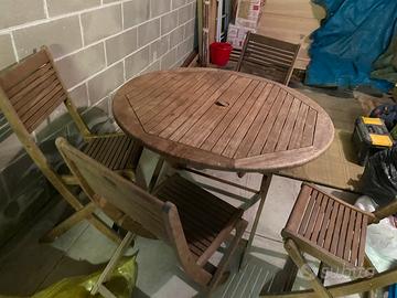 Tavolo in legno