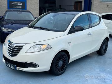 Lancia Ypsilon 1.3 MJT 16V 95 CV 5 porte S&S Plati