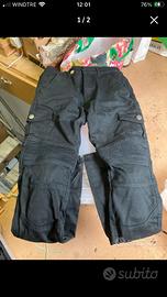 Pantaloni moto
