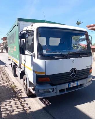 CAMION MERCEDES PER MERCI CASSONATO COPERTO
