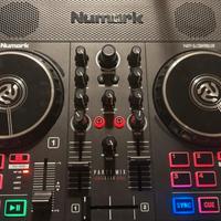 DJ Controller Numark Party Mix  Light + Speakers
