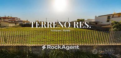 Terreno di 925 m² a Nettuno