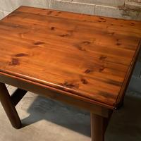 Tavolo allungabile in legno massello e 4 sedie