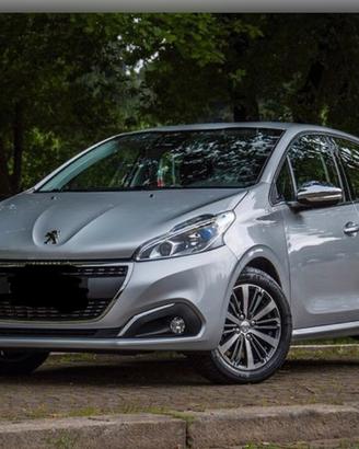 Ricambi x Peugeot 208 anno 2016