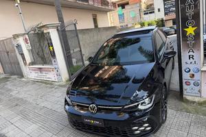 Volkswagen Golf 8 GTI 2.0 TSI 245 CV