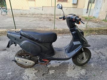 Scooter Taiwan BEE Gold TGB