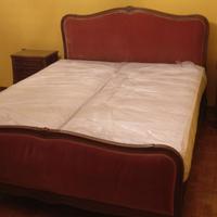 letto matrimoniale con comodini