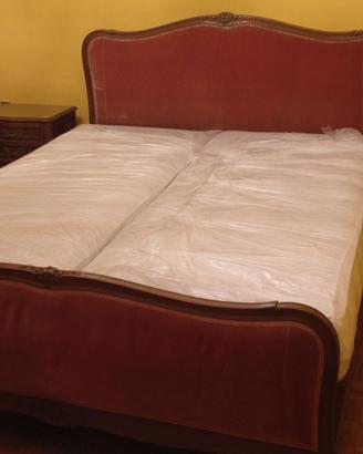 letto matrimoniale con comodini