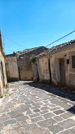 Casa indipendente soppalcabile - Buscemi (SR)