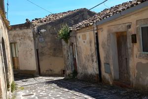 Casa indipendente soppalcabile - Buscemi (SR)