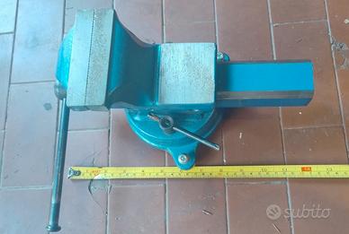 morsa con ferma tubi 