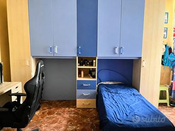 Cameretta completa, con scrivania, mensola,2 letti