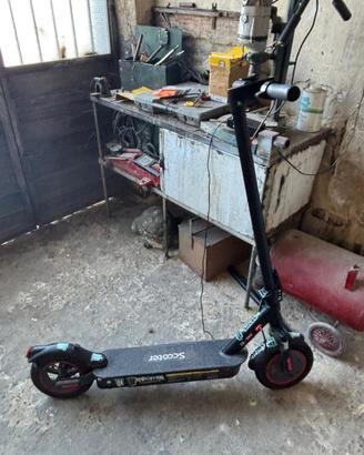 Monopattino elettrico i-scoteer i9 max