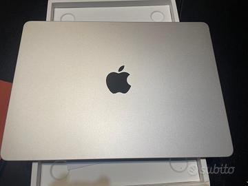 MacBook Air da 13,6” con Chip Apple M2