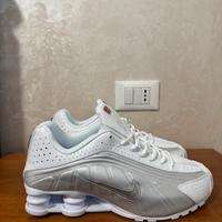 Nike shox r4