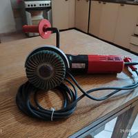 Smerigliatrice angolare