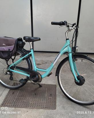  city bike elettrica Bianchi 