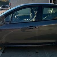 Vendiamo ricambi Peugeot 208 anno 2015
