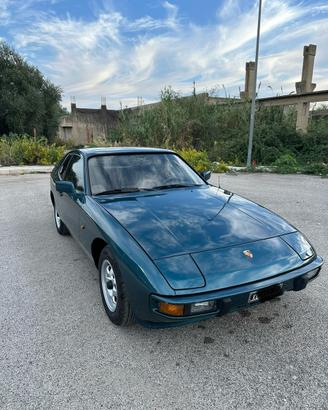 Porsche 924