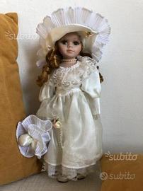 Bambola in porcellana da collezione - Art. 343