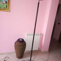 Lampada da terra dimmerabile