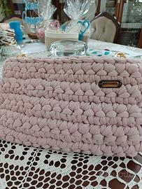 Borsa intrecciata artigianale