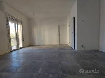 Appartamento di 88 m² con 3 locali e box auto a Pe