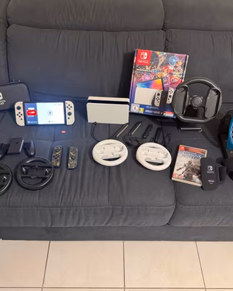 Nintendo Switch OLED con accessori
