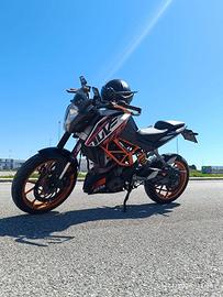 KTM Duke 390 ABS 2015 5000km