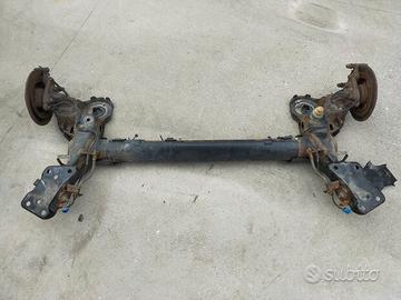 Ponte posteriore Citroen C3 Picasso 1.6 del 2011