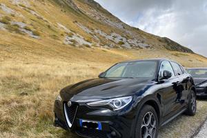 Alfa romeo stelvio 210 Q4