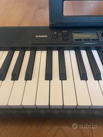 Tastiera musicale casio
