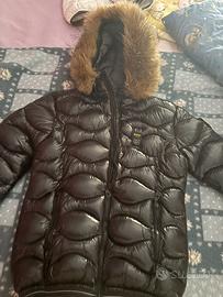 Blauer nero logo brillantinato