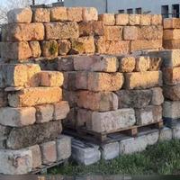 35 paletti di tufi,cuzzetti,piezzi vecchi,antichi