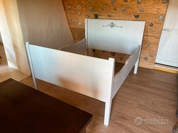 Letto shabby chic ristrutturato