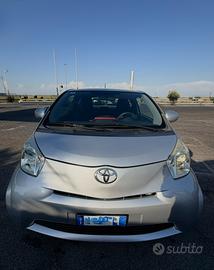 TOYOTA IQ