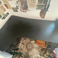 Scrivania angolare IKEA nero