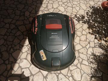 robot tagliaerba 