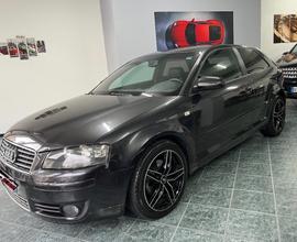 Audi A3 2.0 TDI 140 CV S-Line