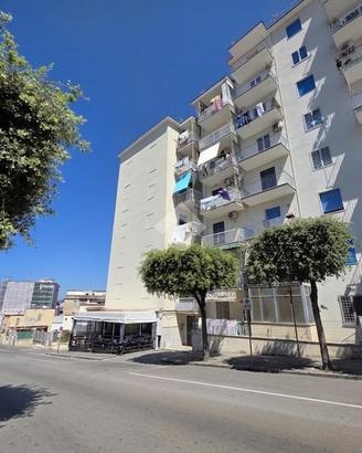 3 LOCALI A TORRE DEL GRECO