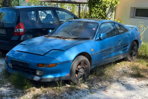 Toyota mr2