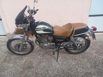 Suzuki TU 250 X